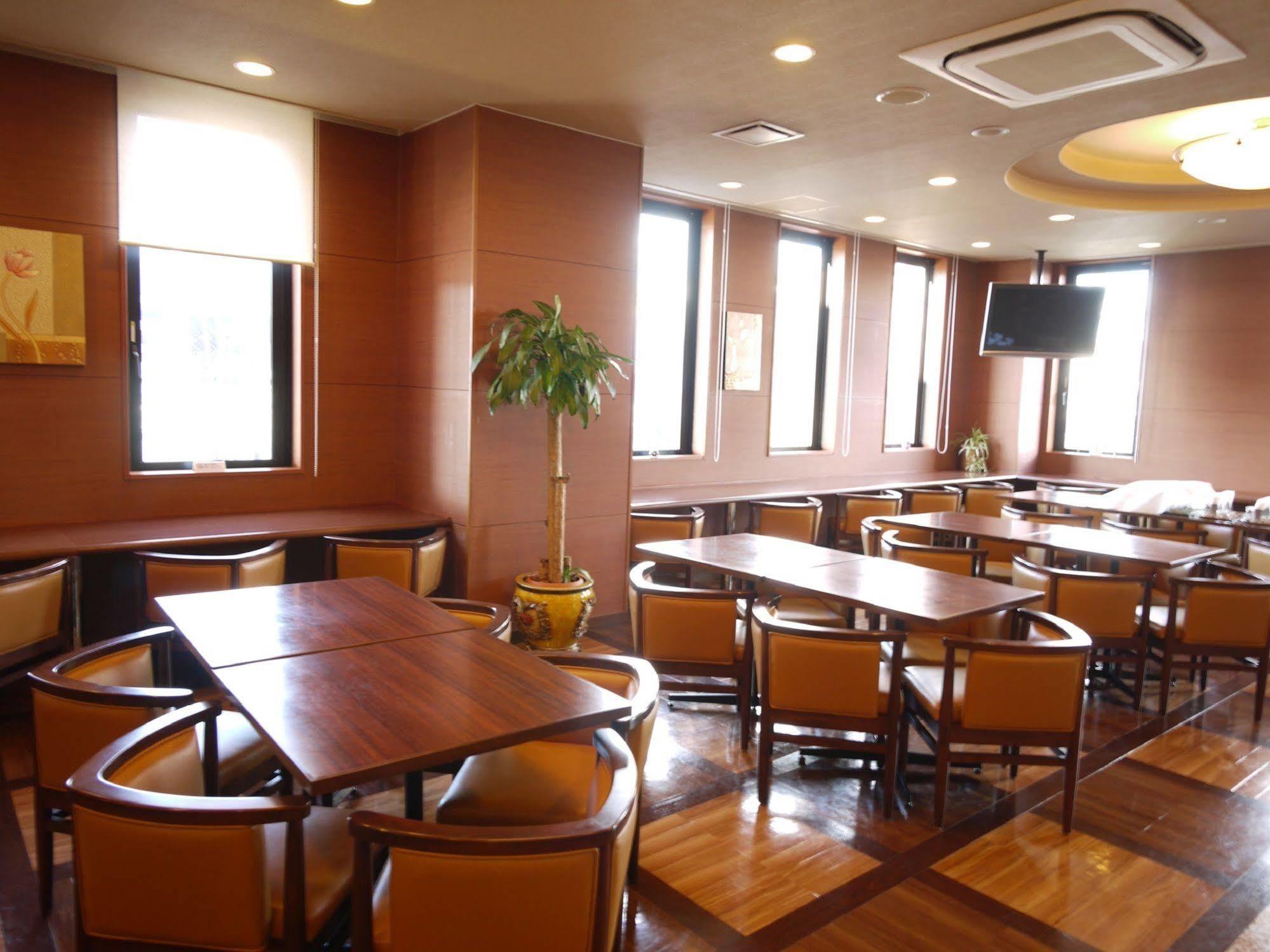 Hotel Route-Inn Gotenba Eki-Minami Экстерьер фото